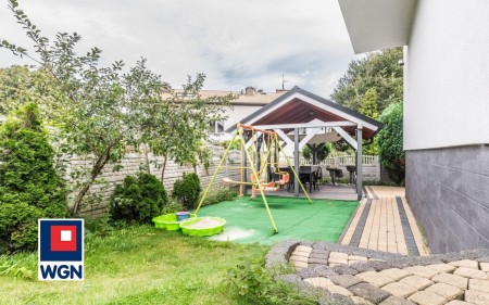 Pensjonat z 2 budynkami gościnnymi, basenem i jacuzzi - Władysławowo, 800 m od morza!
